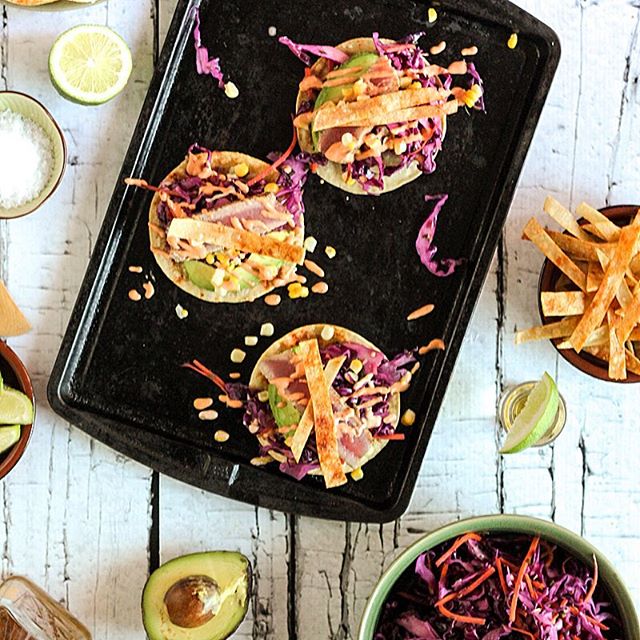  Tacos tacos tacos tacos tacos. Because #TacoTuesday Oh yeah. And tequila. We should totally make #TequilaTuesday I thing. #tacos #fishtacos 