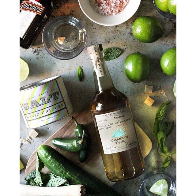  Coming atcha this Friday: Clooney. Tequila. Fresh produce. Unicorn salt. 🦄 Comin at me now: Too much Clooney. Too much tequila. Too much fresh produce. Too much unicorn salt. I'm not sure if there's such a thing as too much of any of all of those things but dude. I think there might be. Send help. #bottomsup #margaritaville #margaritaweek #Casamigos #liqpic 