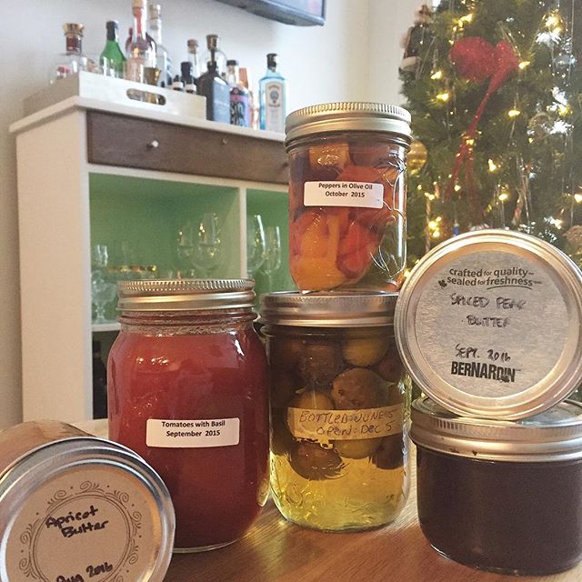 Sometimes I feel like I get way too braggy about the general awesomeness of my friends and I think I should just shut the hell up and be quietly grateful. And then they pull shit like this. 😍😍😍 And give me the most amazing presents they (or someone they love) has taken the time to cook, batch and package. There's something so beautiful and valuable about bequeathing (that's right - I dropped "bequeathing" Sunday morning; boom!) food to someone. Especially food that's been carefully laboured over. And then I think "Im totally gonna brag because god damn my friends are cool." ✨💫✨ I love you guys. Wow. That was sappy considering I've only had one baileys and coffee this morning. Maybe it's the leftover gin in my system @kristalilian from last night? 😂💕🍾 Seriously IG beauties, I'm so grateful for all of you. 💚❤️💚❤️💚❤️ #grateful #nothingisordinary