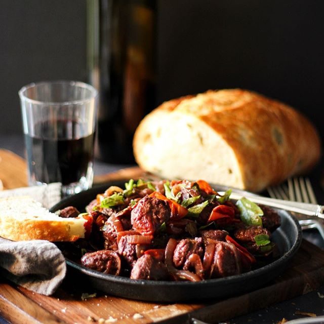 Happy American Thanksgiving weekend friends! I qualify my good wish with “American” because us Northern folk celebrated Thanksgiving weeks ago. 😘🥂💕 I’m so grateful for the lot of ya. For good friends. And for cozy meals like my Red Wine Chorizo with Blistered Cherry Tomatoes & Fresh Herbs. It’s all kinds of yum. I serve it with a big bottle of red wine, a loaf of crusty bread, and good company. Want some? Tuck in. #HappyThanksgiving #Grateful Full recipe in the book, link in profile. ❤️🍷🥖 #CookingWithCocktails